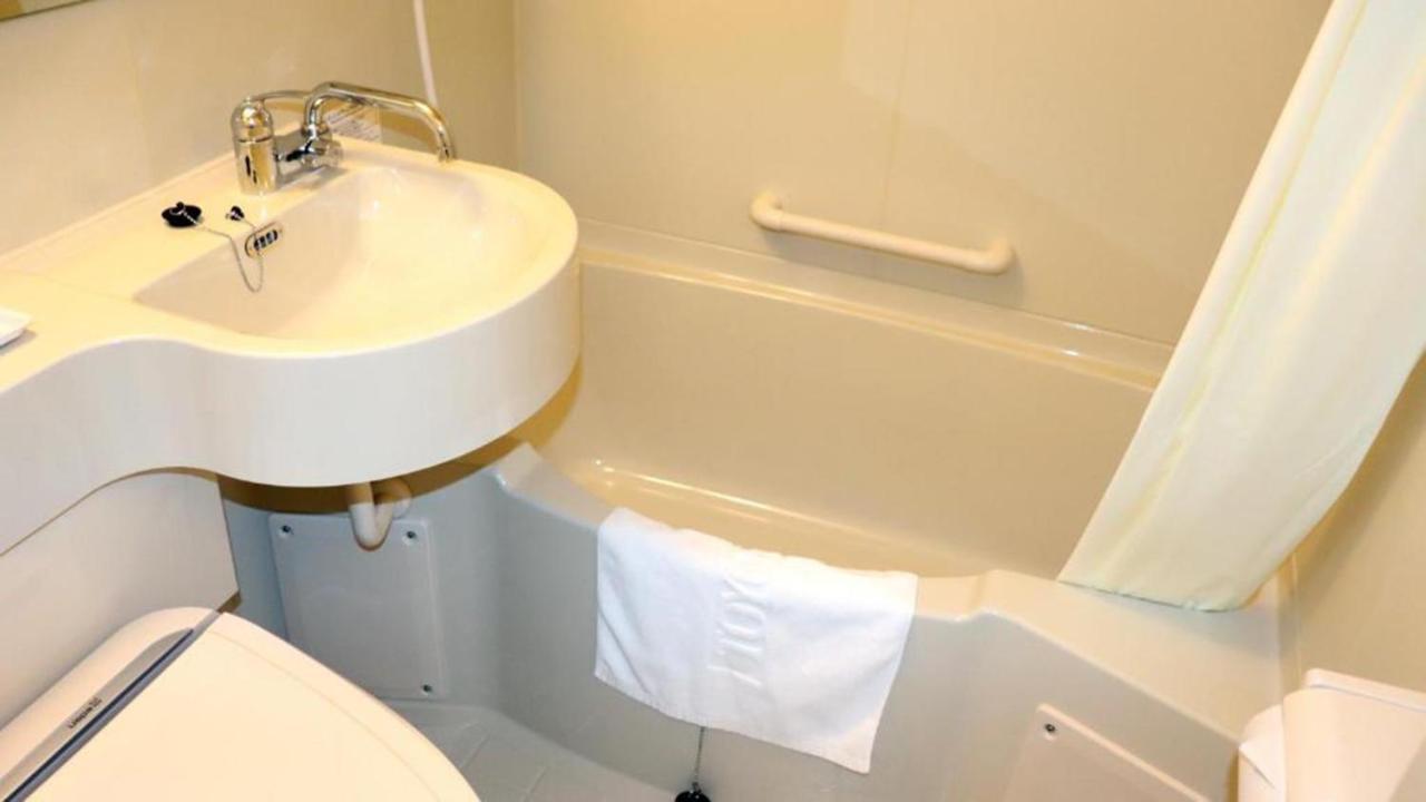 Toyoko Inn Hiroshima-Eki Stadium Mae Kültér fotó